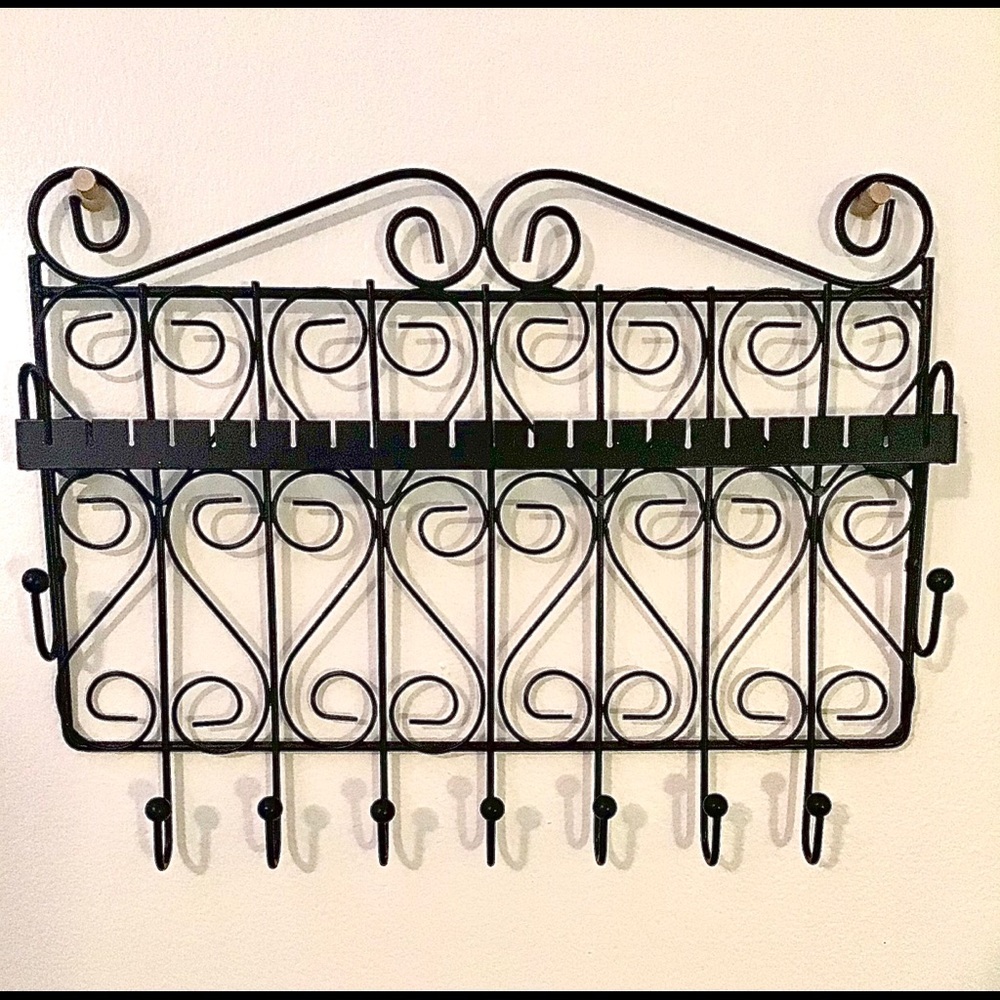 Black Jewelry Holder
